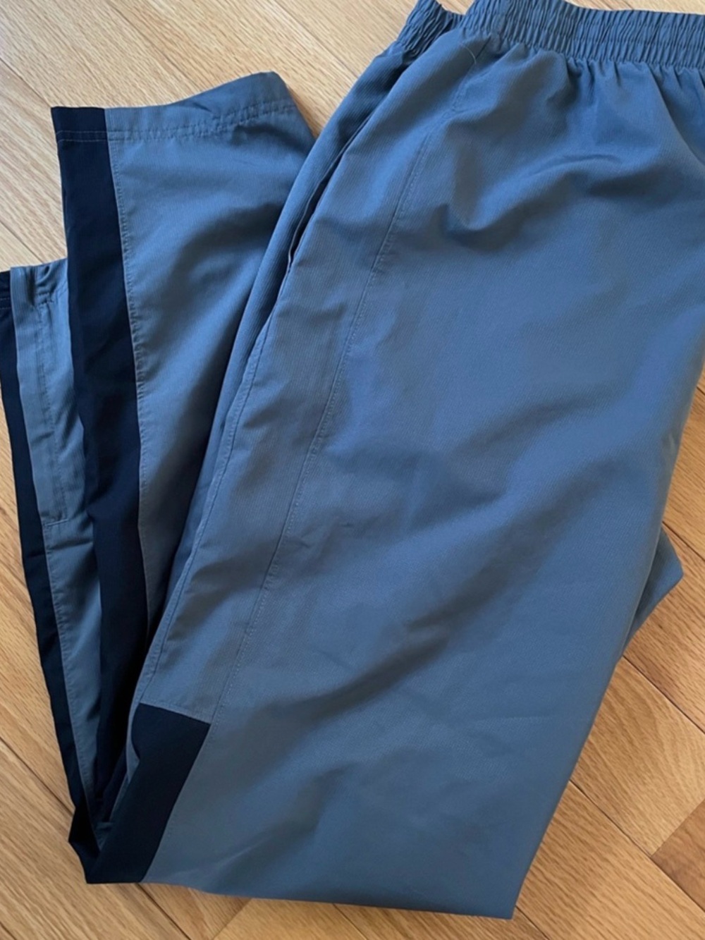 Under Armour Men's Slate Blue Joggers with Black Side Panels